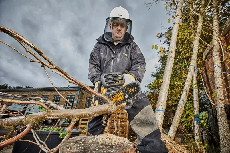 Aku řetězová pila 18 V Dewalt DCM565 N