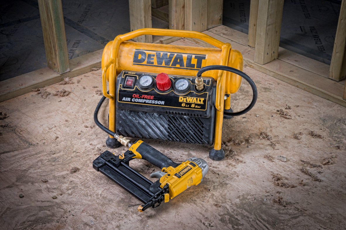 Vzduchová hřebíkovačka Dewalt DPN46 RN