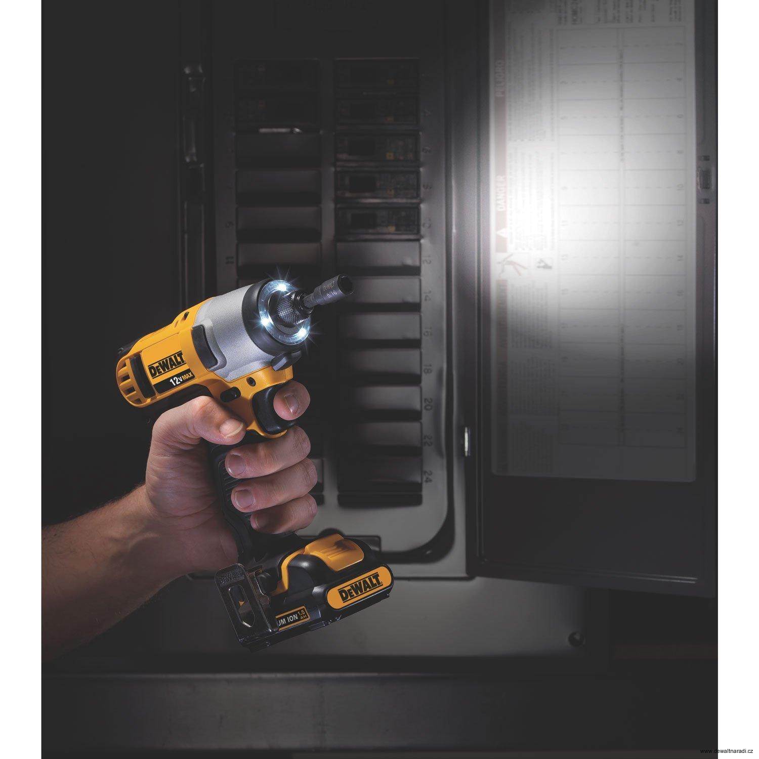 Dewalt aku combo sada DCK211 D2