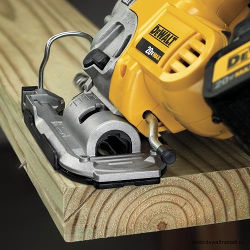 Přímočará pila DCS331 NT