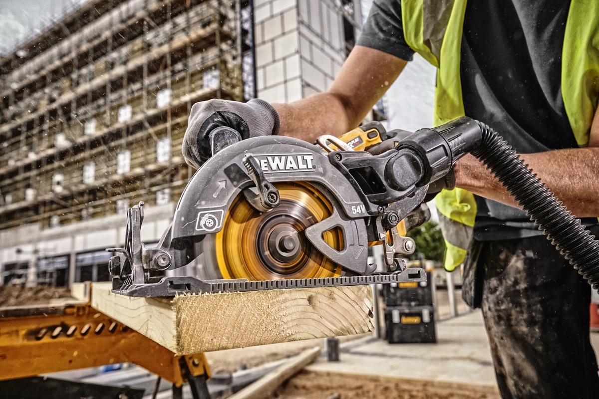 Aku pila FLEXVOLT 54V Dewalt DCS577 N