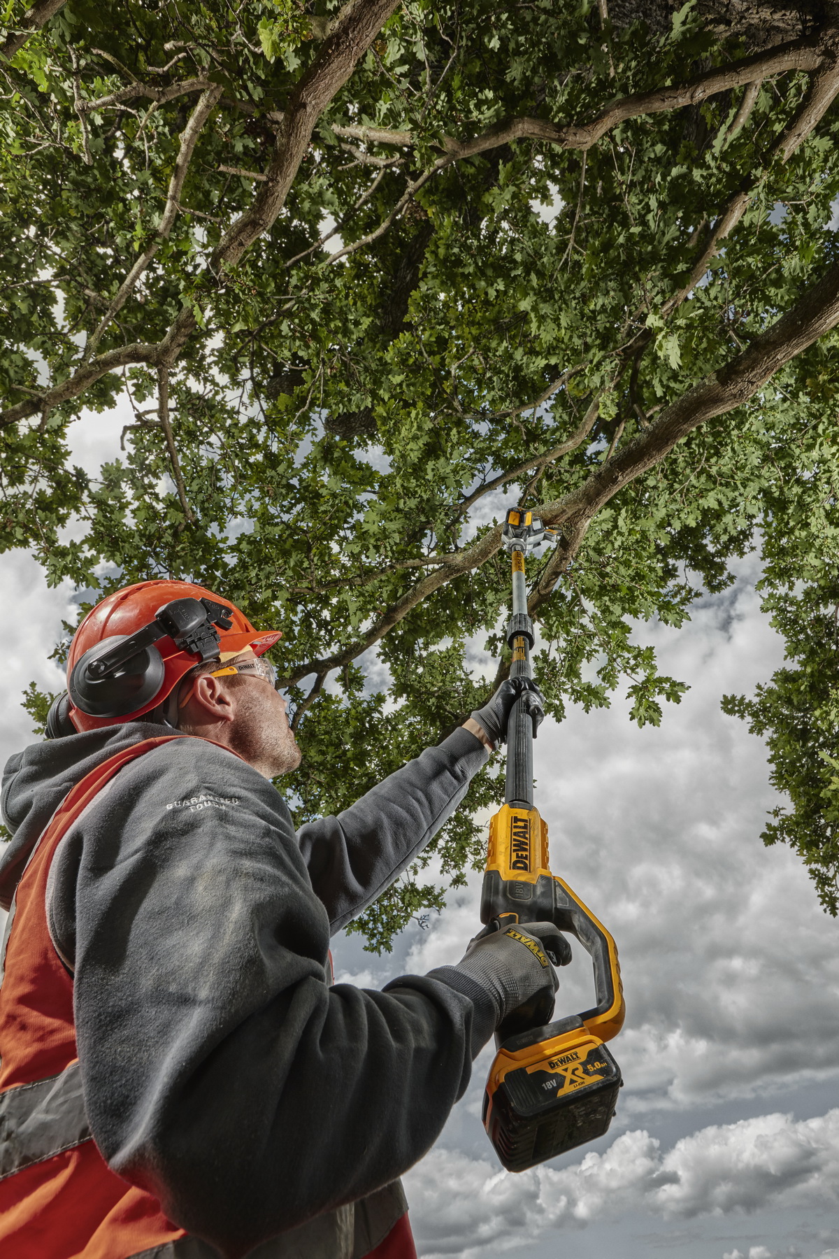Aku prořezávací pila 18 V Dewalt DCMPS567 N