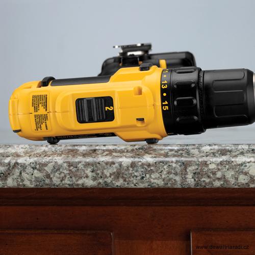 Dewalt aku vrtačka DCD710 D2F