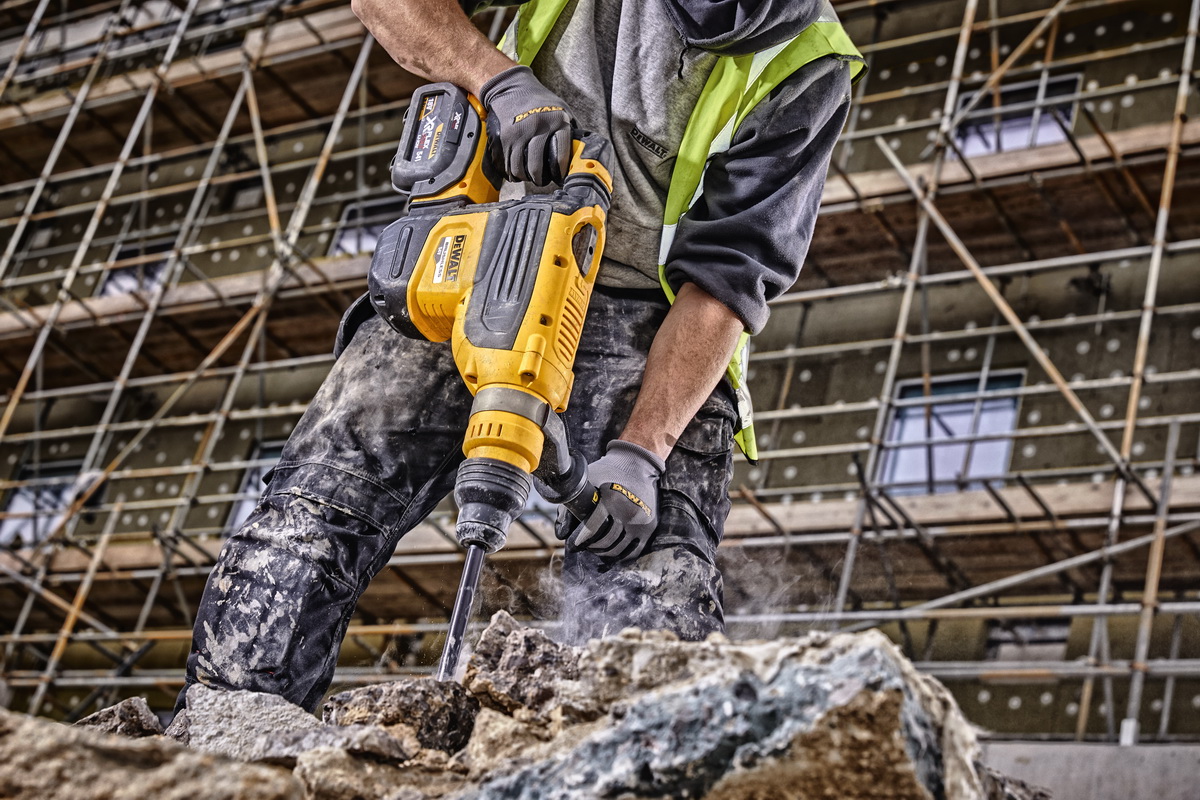 Kombinované kladivo FLEXVOLT 54V Dewalt DCH733 N