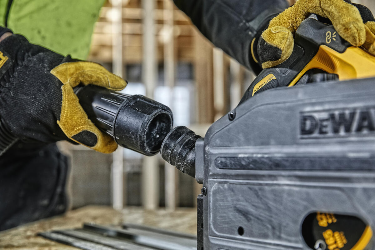 Aku pila FLEXVOLT 54V Dewalt DCS520 T2