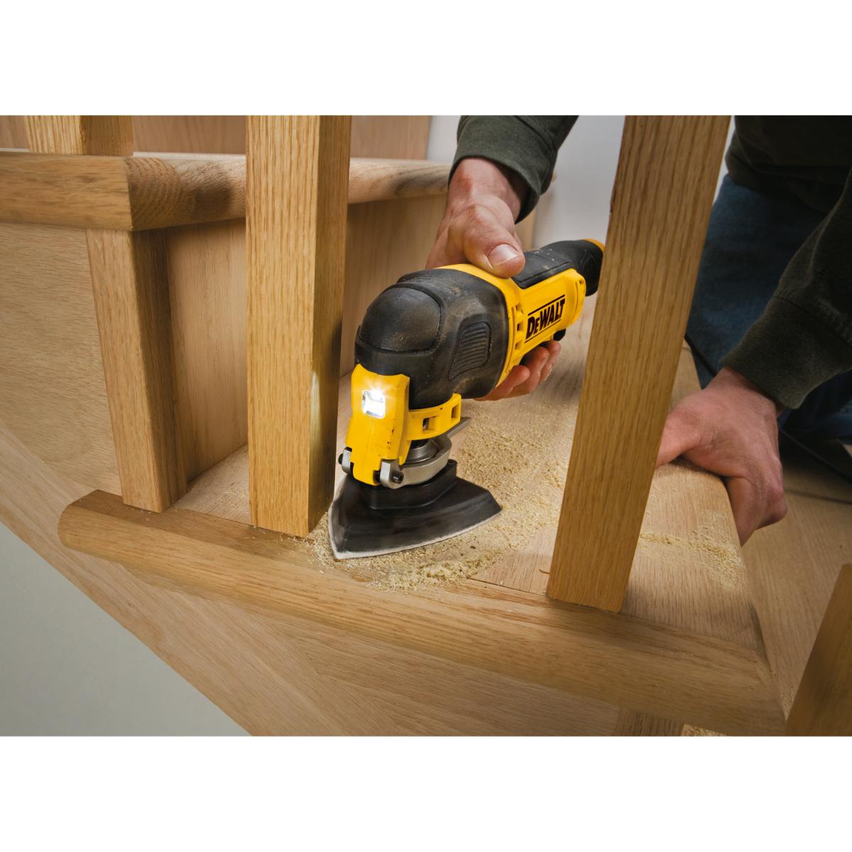 DeWalt brusný papír pro oscilační brusky DT3093