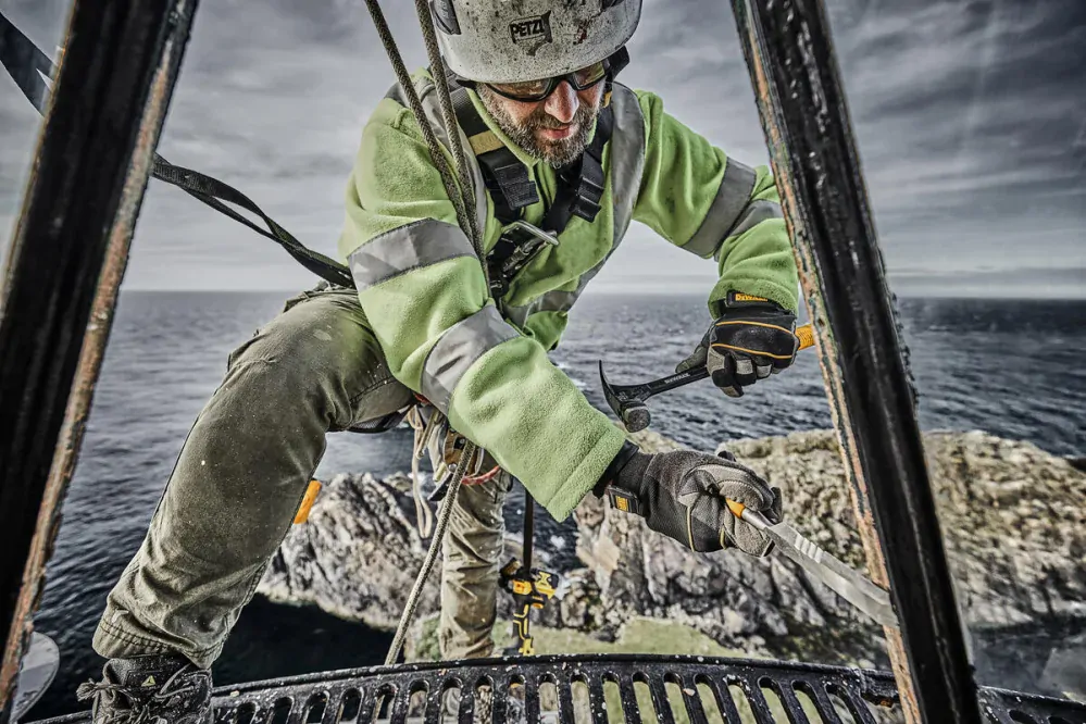 Dláto pro údery kladiva z boku 25 mm  Dewalt DWHT0-16065