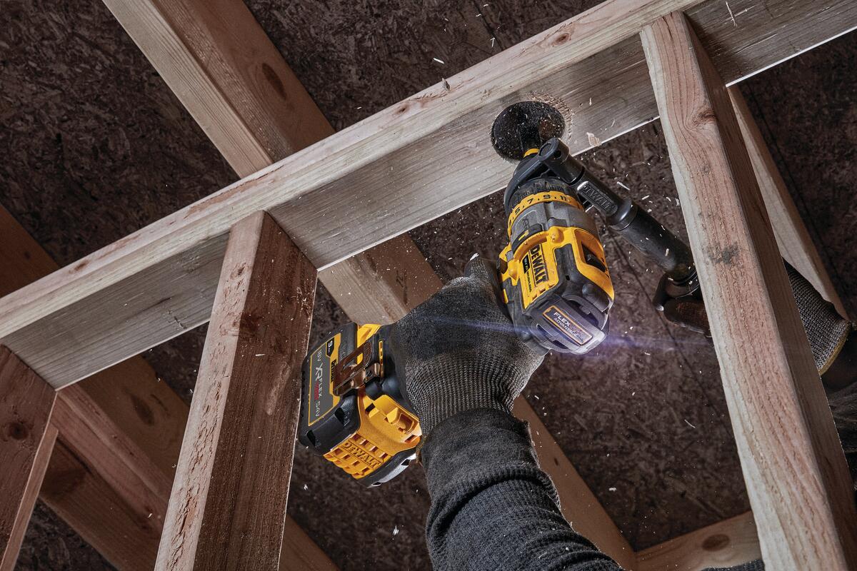 Bezuhlíková aku příklepová vrtačka DeWalt  DCD999 NT