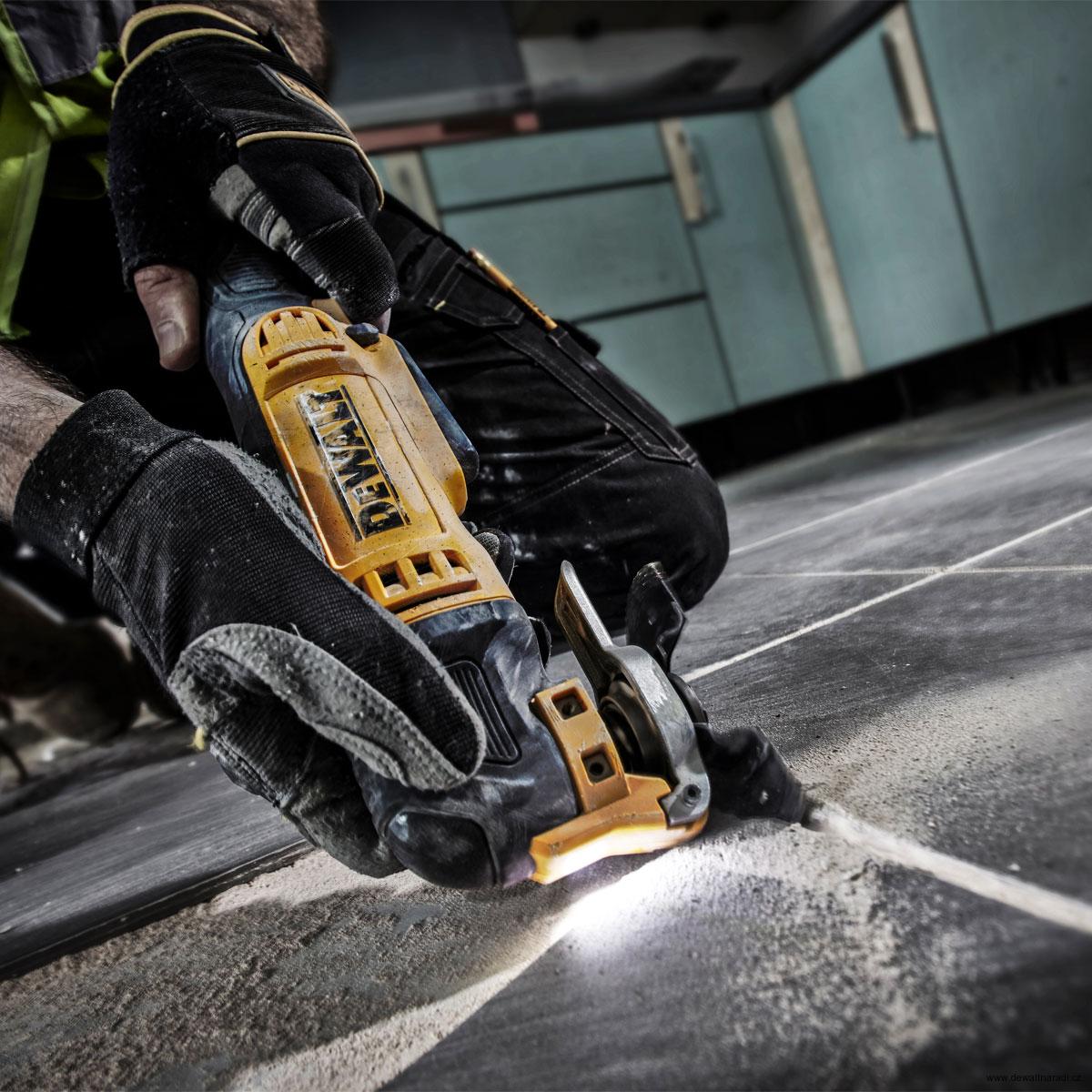 Oscilační multibruska Dewalt DWE315