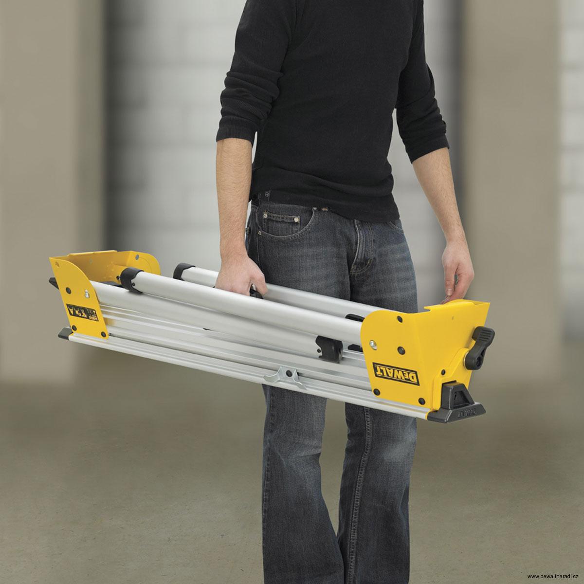 Pokosová pila s horním stolem  Dewalt D27113