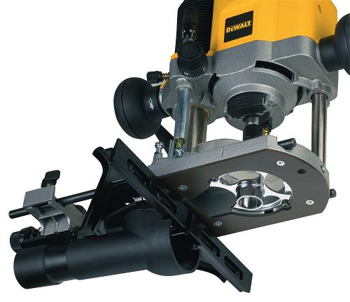 Vrchní frézka s regulací otáček Dewalt DW621 KT