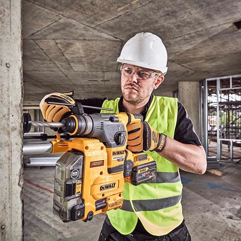 Dewalt aku externí odsávání D25304 DH
