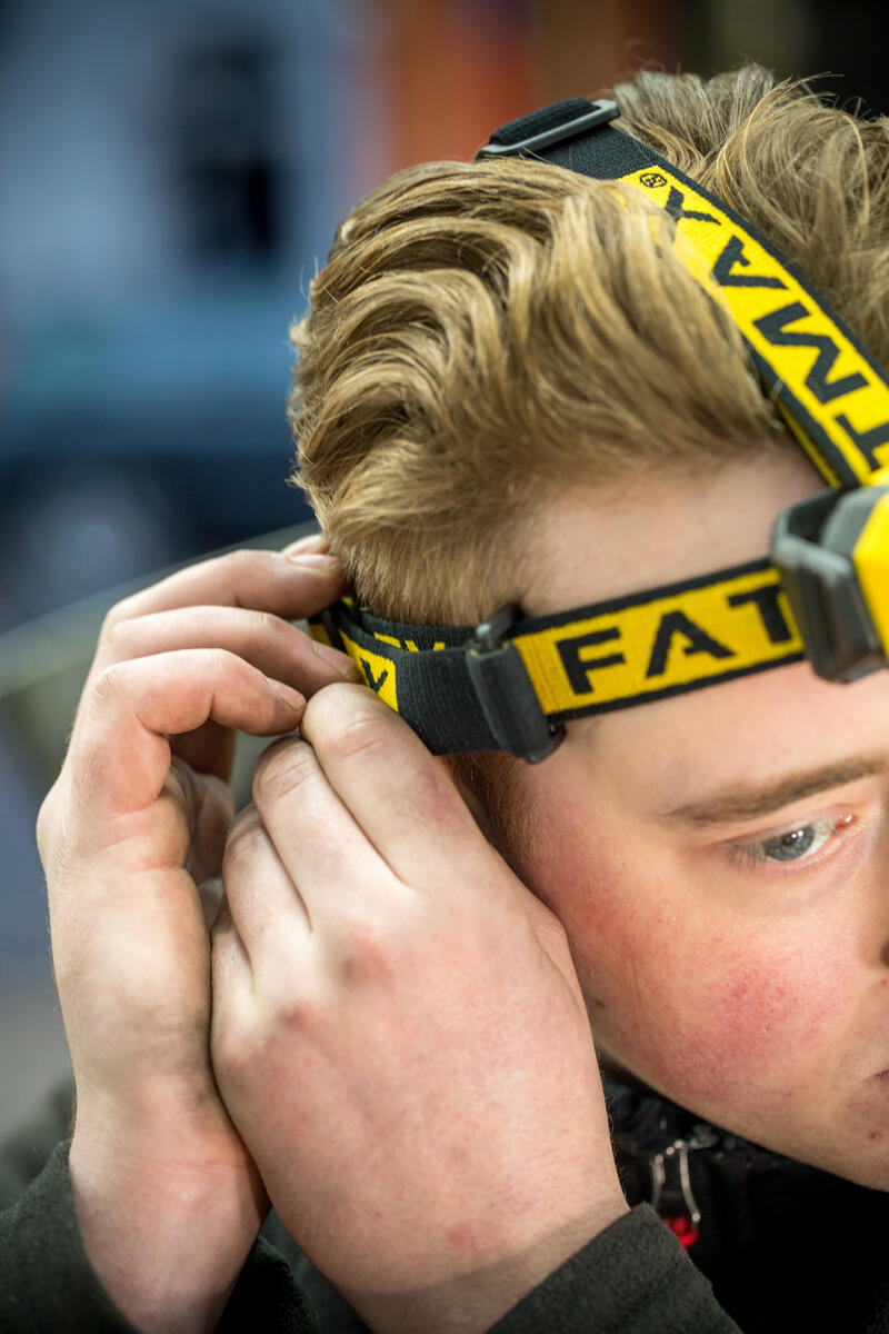 Čelová svítilna STANLEY FATMAX FMHT81509-0