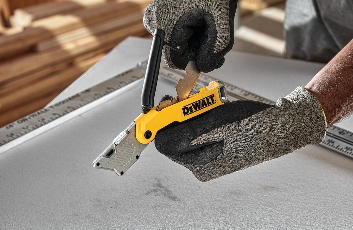Sklápěcí nůž s pevným ostřím Dewalt DWHT10429-0