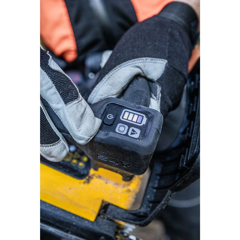 Řetězová pila s horní rukojetí FLEXVOLT Dewalt DCMCST635 N