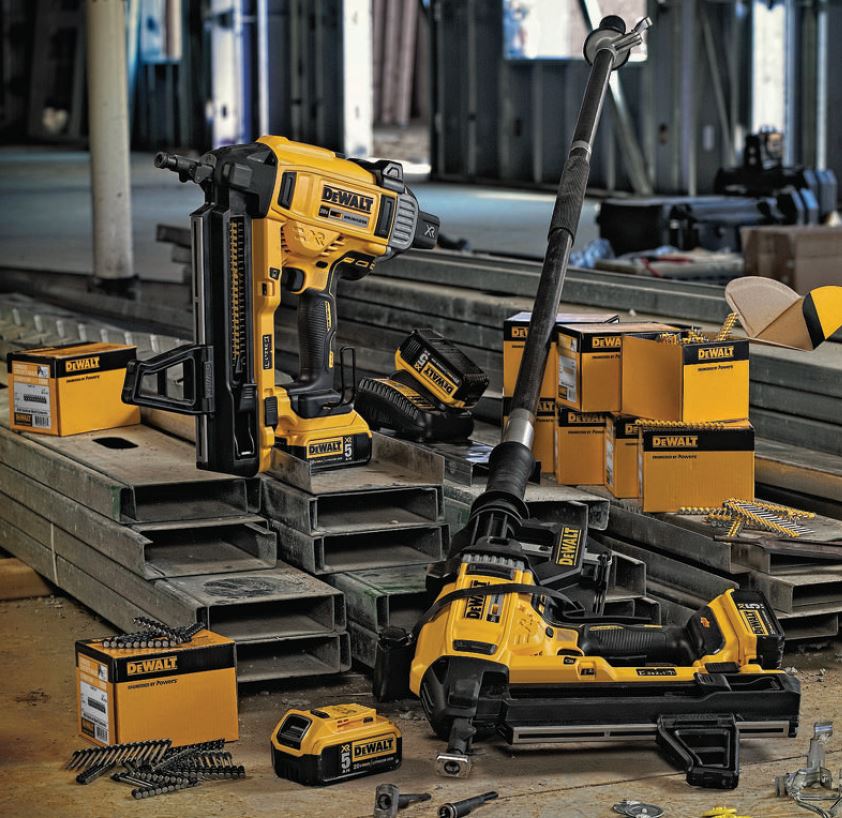 Prodlužovací nástavec DCN8905 pro hřebíkovačku DCN890 