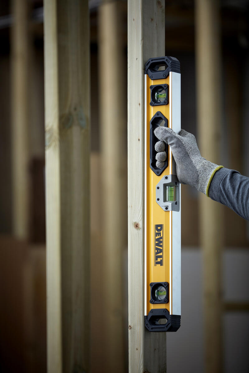 60 cm vodováha Dewalt DWHT0-43224