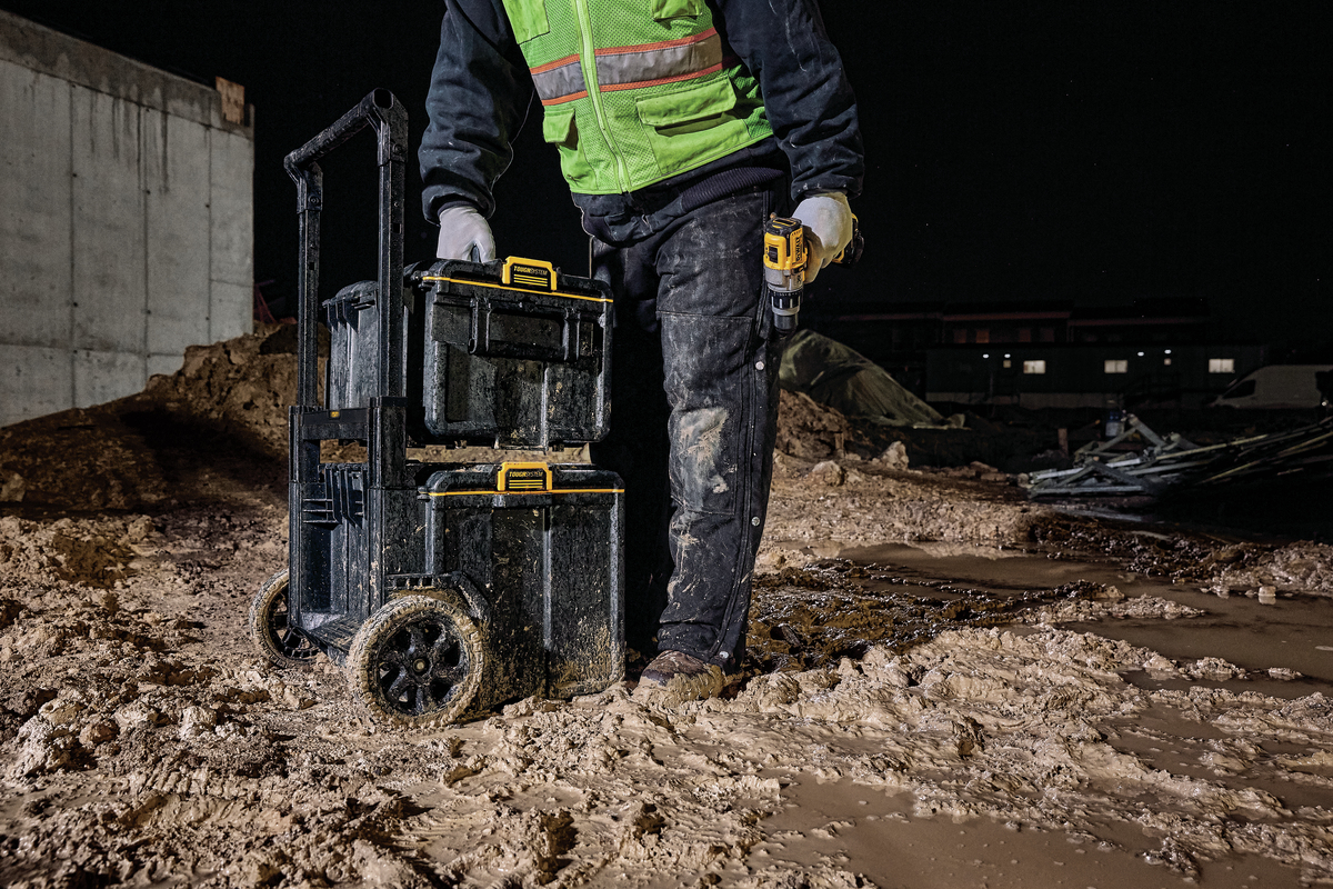 Dewalt kufr na nářadí s kolečky 2.0 DS450