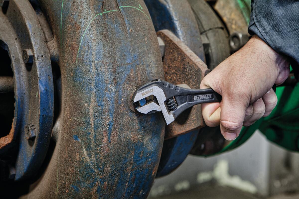 Celokovový nastavitelný klíč - 200 mm Dewalt DWHT80267-0