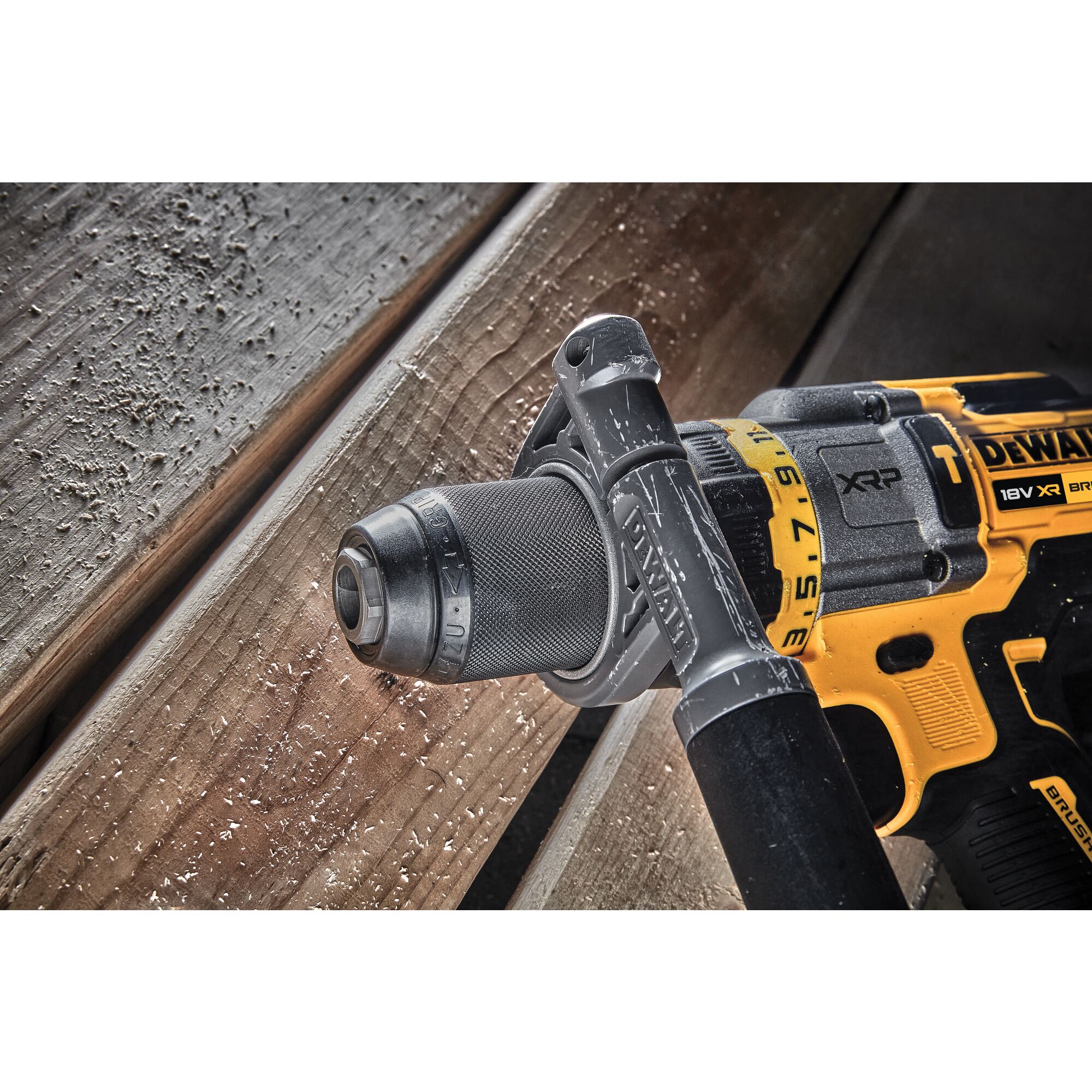 Bezuhlíková aku příklepová vrtačka DeWalt  DCD999 H2T