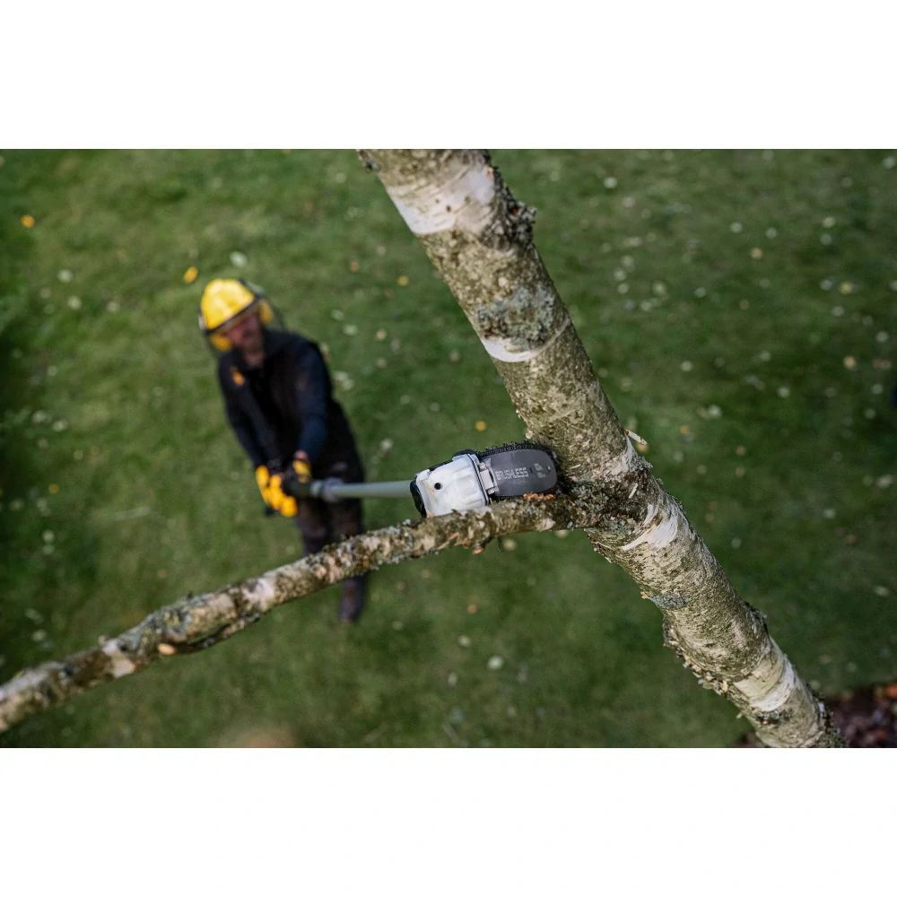Aku prořezávací pila 54 V Dewalt DCMPS635 N