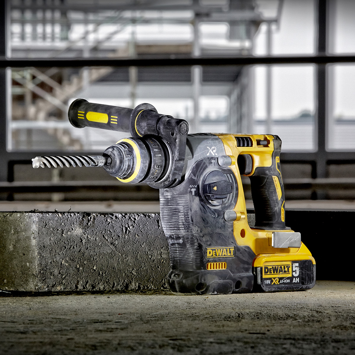 Dewalt kladivo SDS PLUS  DCH273 P2