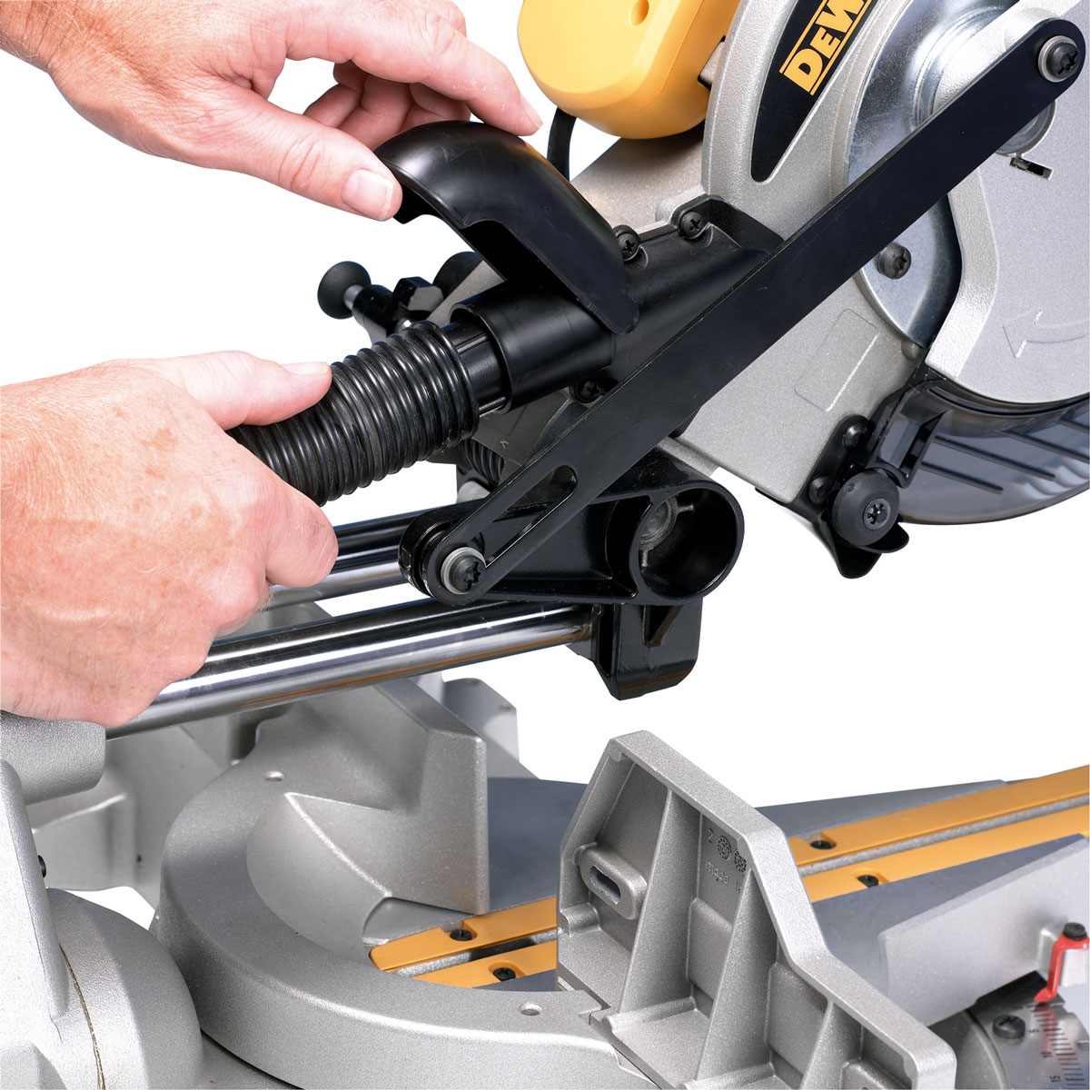 Pokosová pila Dewalt DW712
