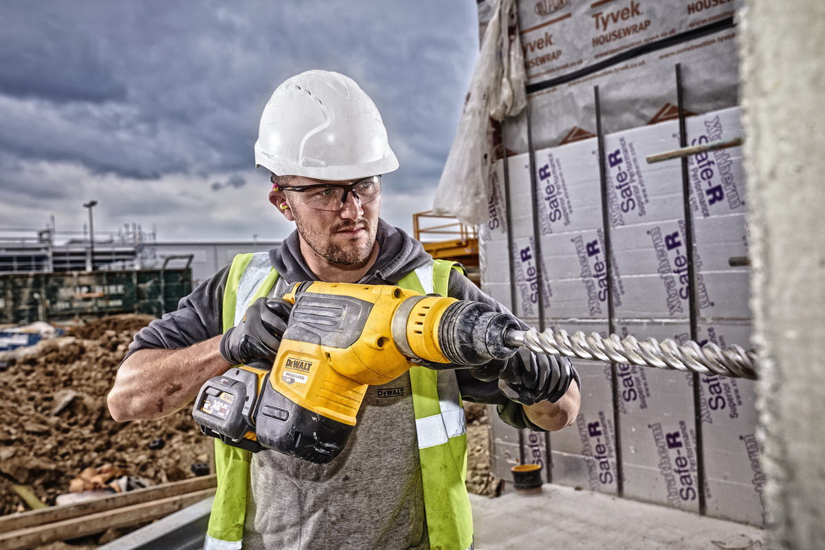 Kombinované kladivo FLEXVOLT 54V Dewalt DCH733 X2