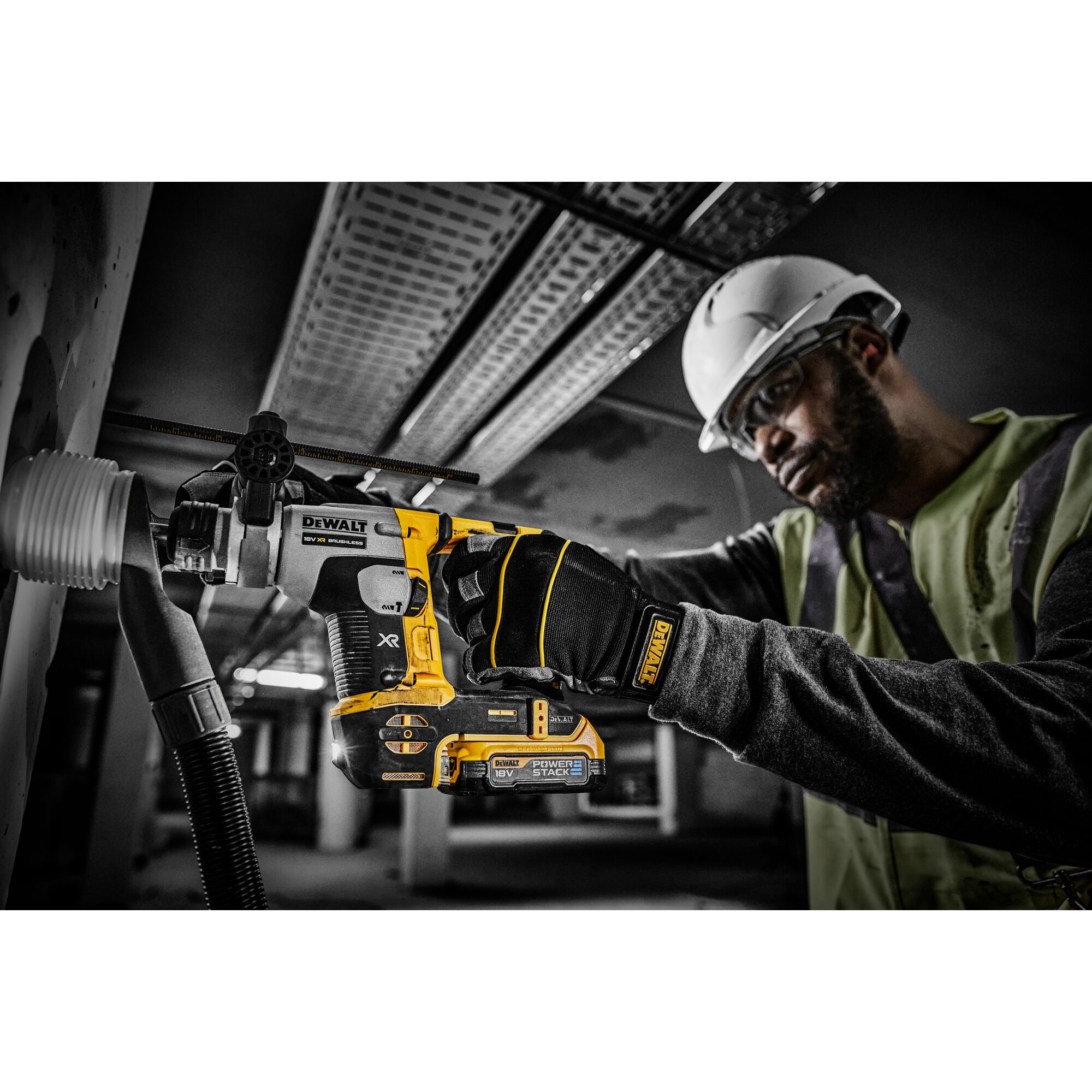 DeWALT 18V POWERSTACK akumulátor 1,7 Ah DCBP034 