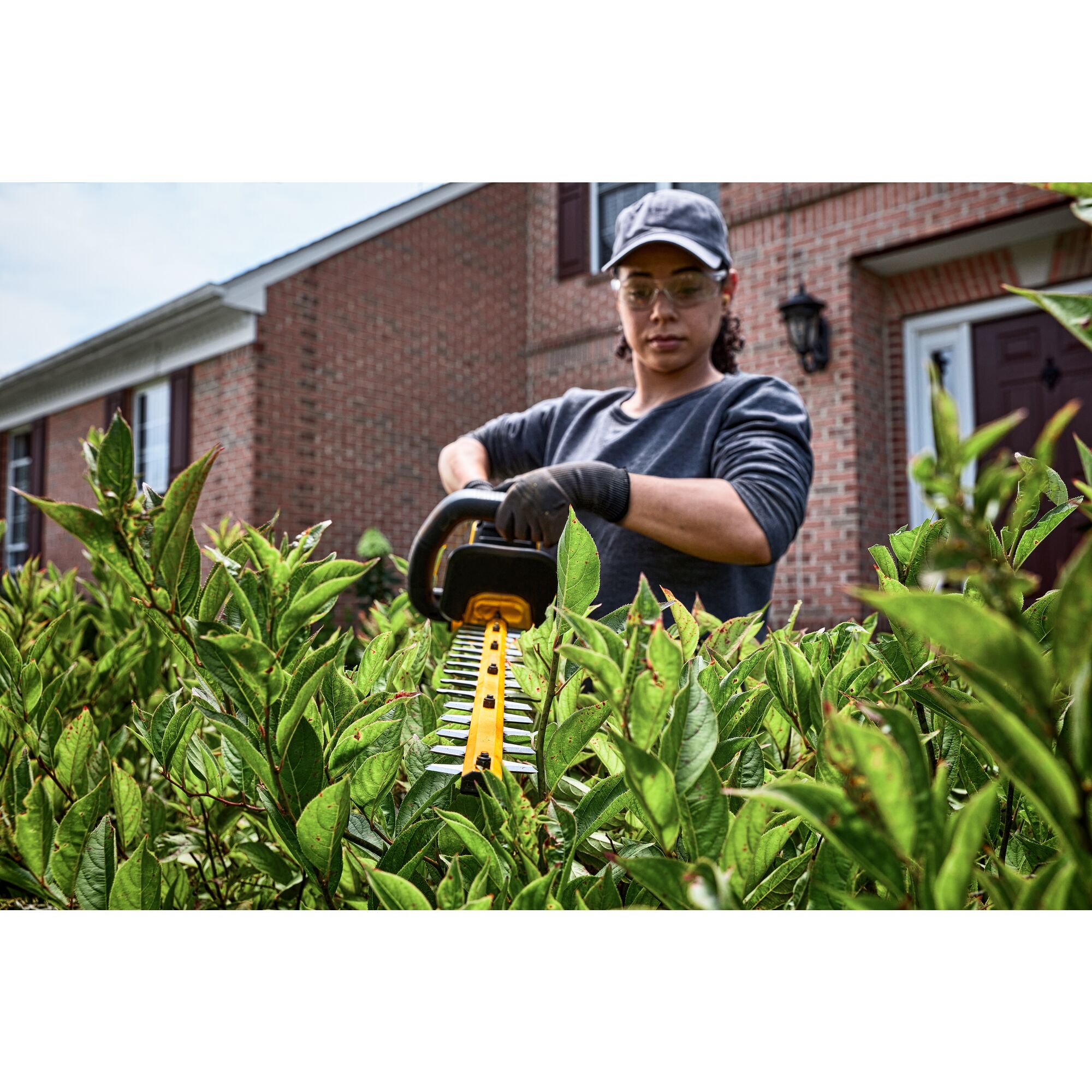 Aku FLEXVOLT plotostřih Dewalt DCMHT573 N