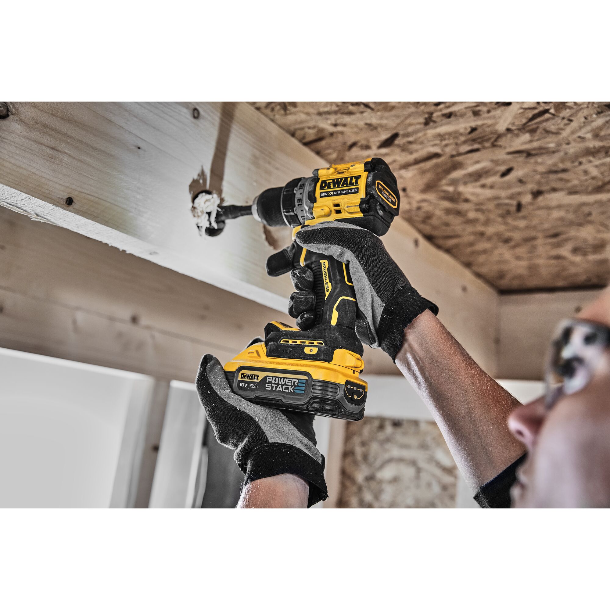 Bezuhlíková aku vrtačka DeWalt  DCD800 H2T