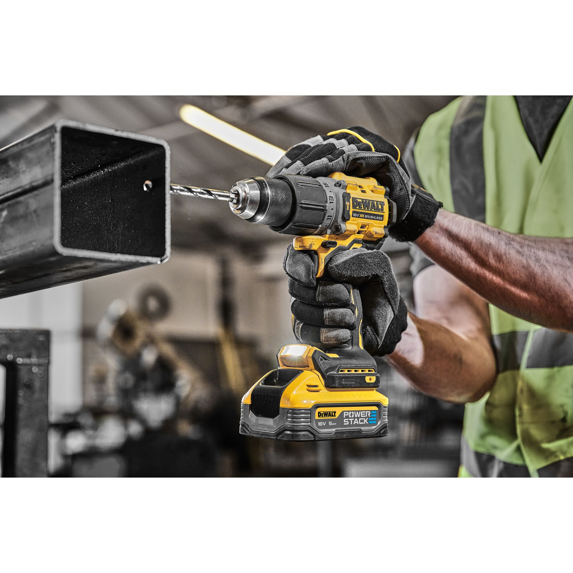 Bezuhlíková aku příklepová vrtačka DeWalt DCD805 P2T