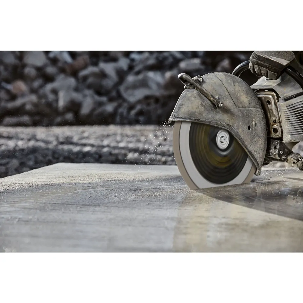 Diamantový kotouč na řezání betonu Dewalt DT20462