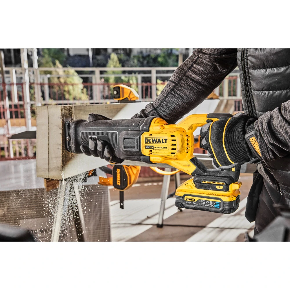 Dewalt mečová pila FLEXVOLT ADVANTAGE DCS386 H2T