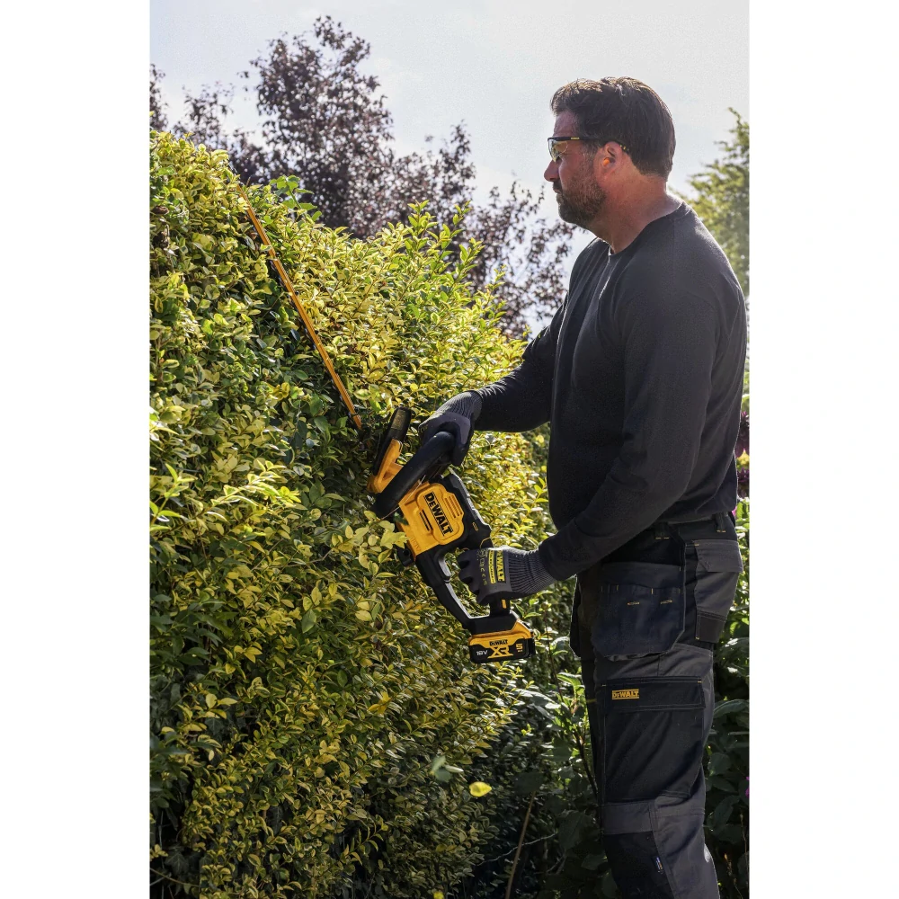 Aku plotostřih Dewalt DCMHT567 P1