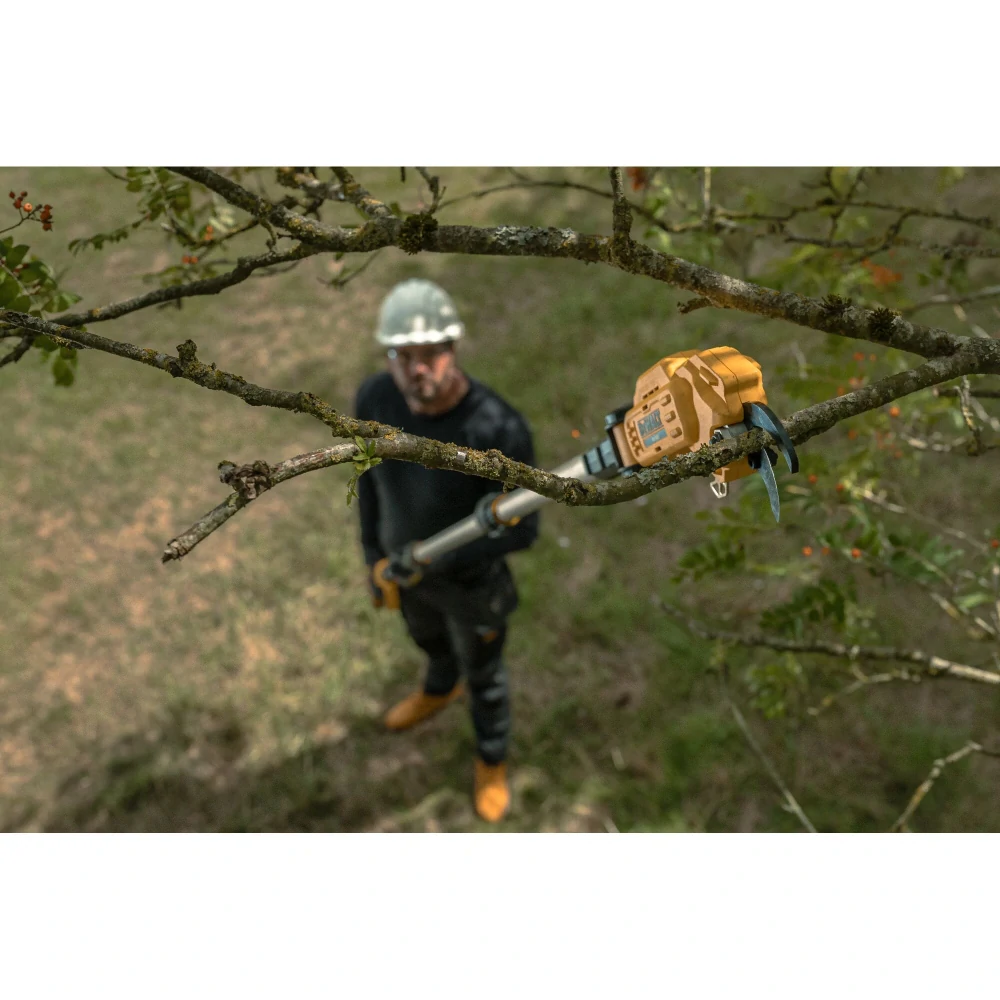 Aku nůžky na větvě s prodlouženou rukojetí Dewalt DCMPP569 N