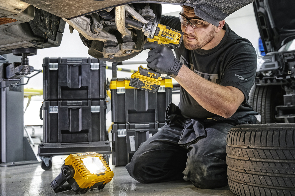 Dewalt diodová svítilna DCL077