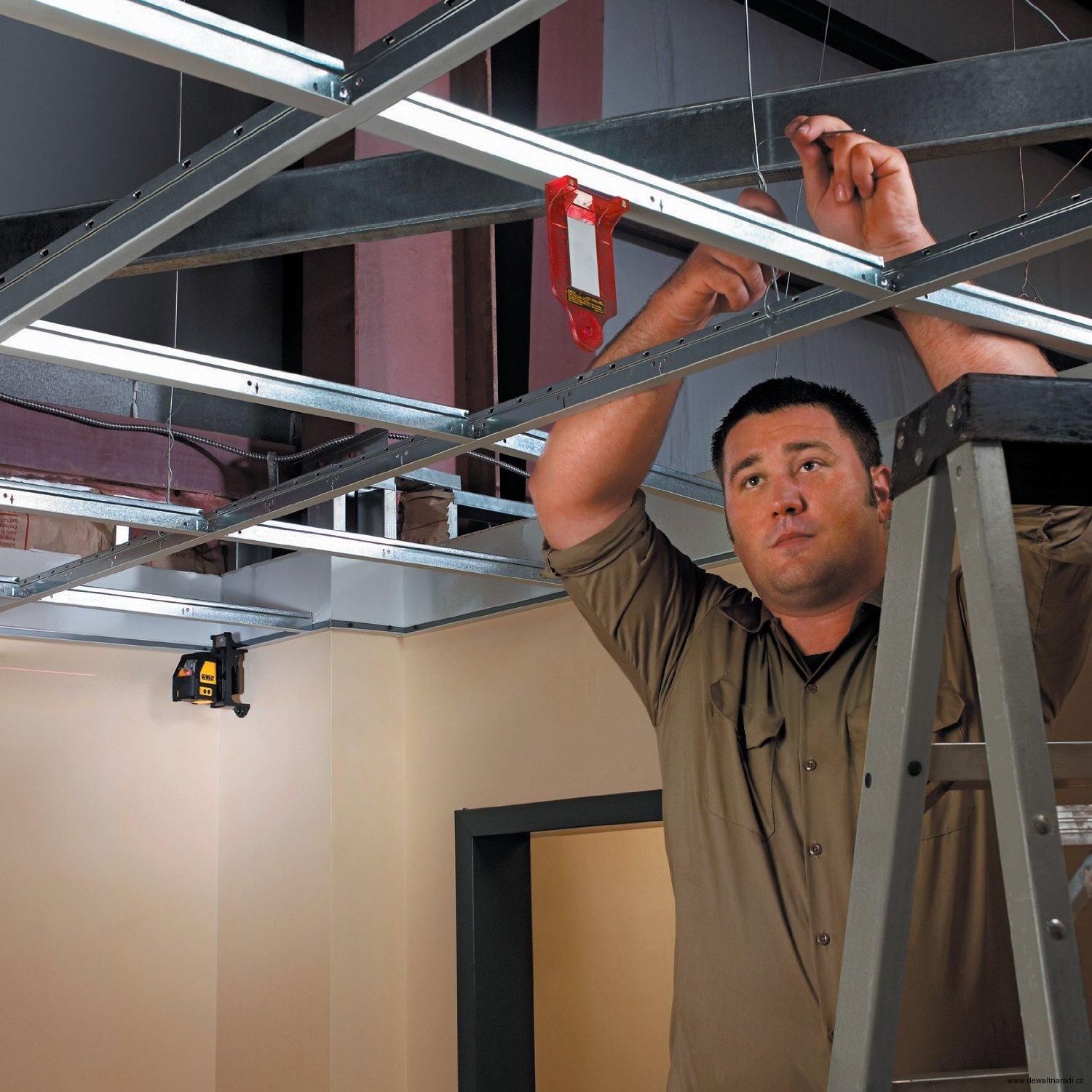 Laserový kříž DW088 K