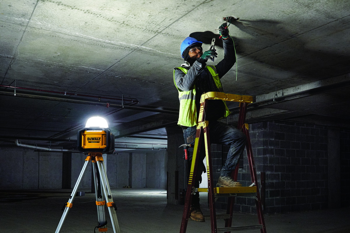  Aku LED pracovní světlo 18V XR DCL074 N