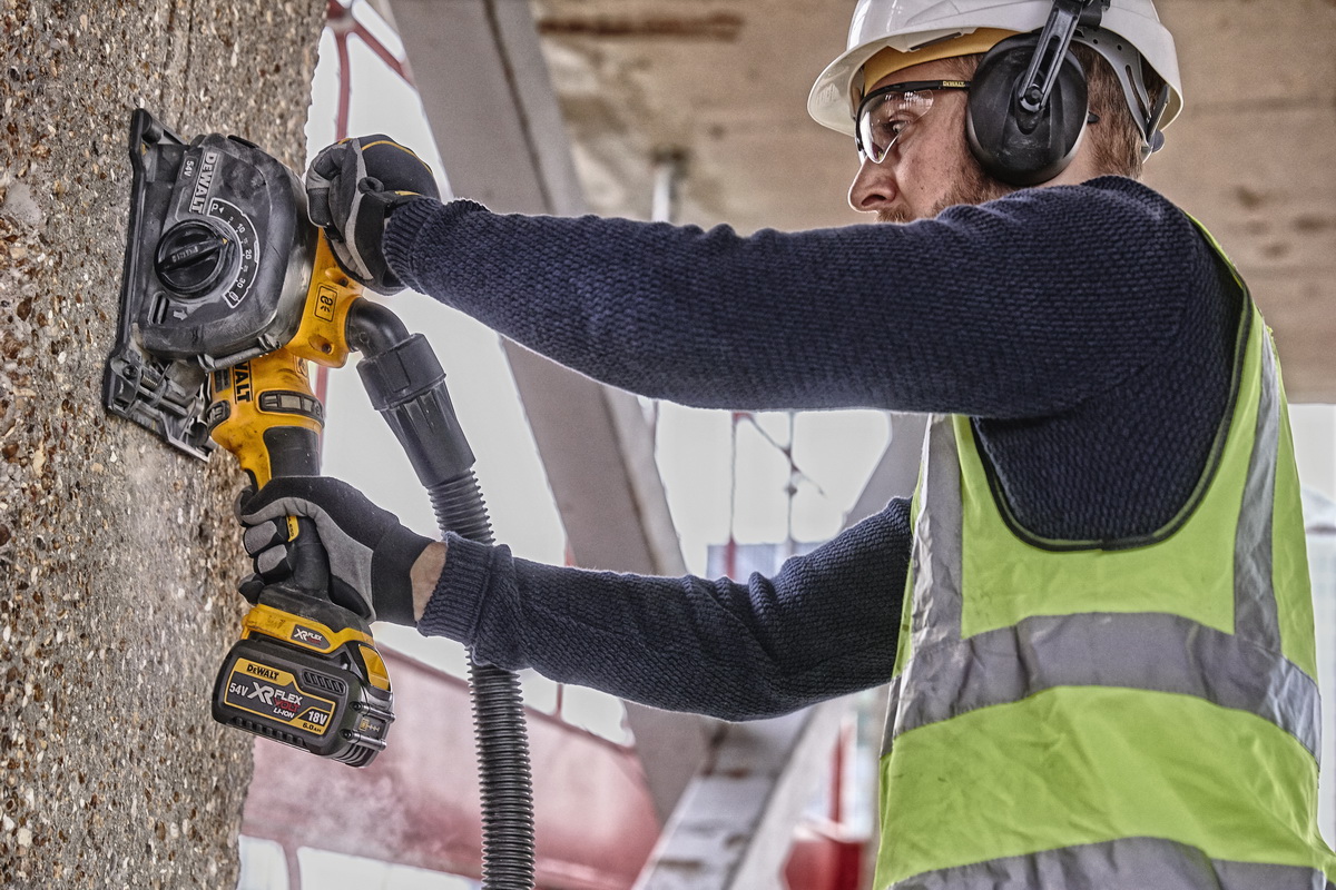 Aku drážkovací fréza FLEXVOLT 54V Dewalt DCG200 T2 + vysavač DCV586