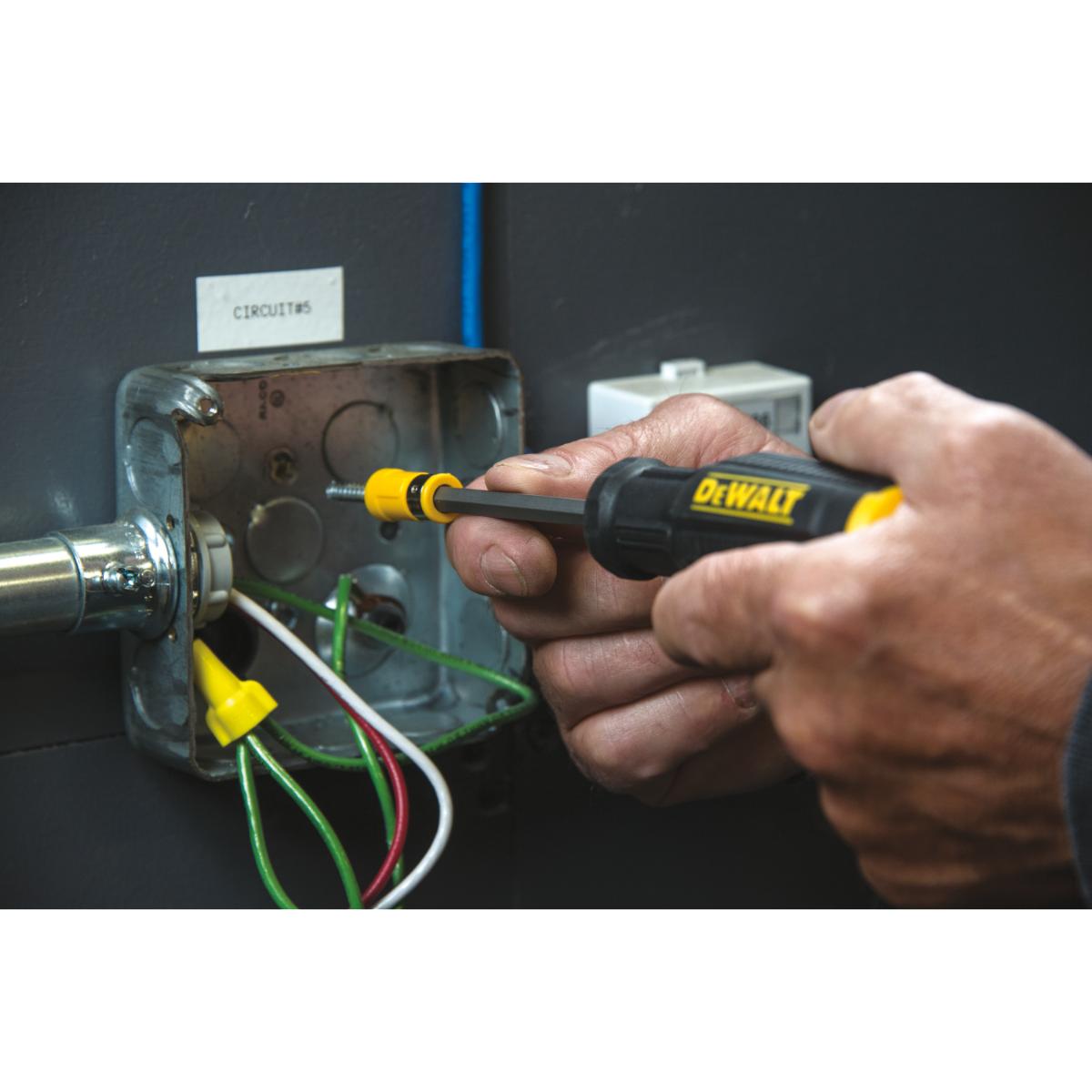 Sada 4 šroubováků FULLFIT Dewalt DWHT62054-0