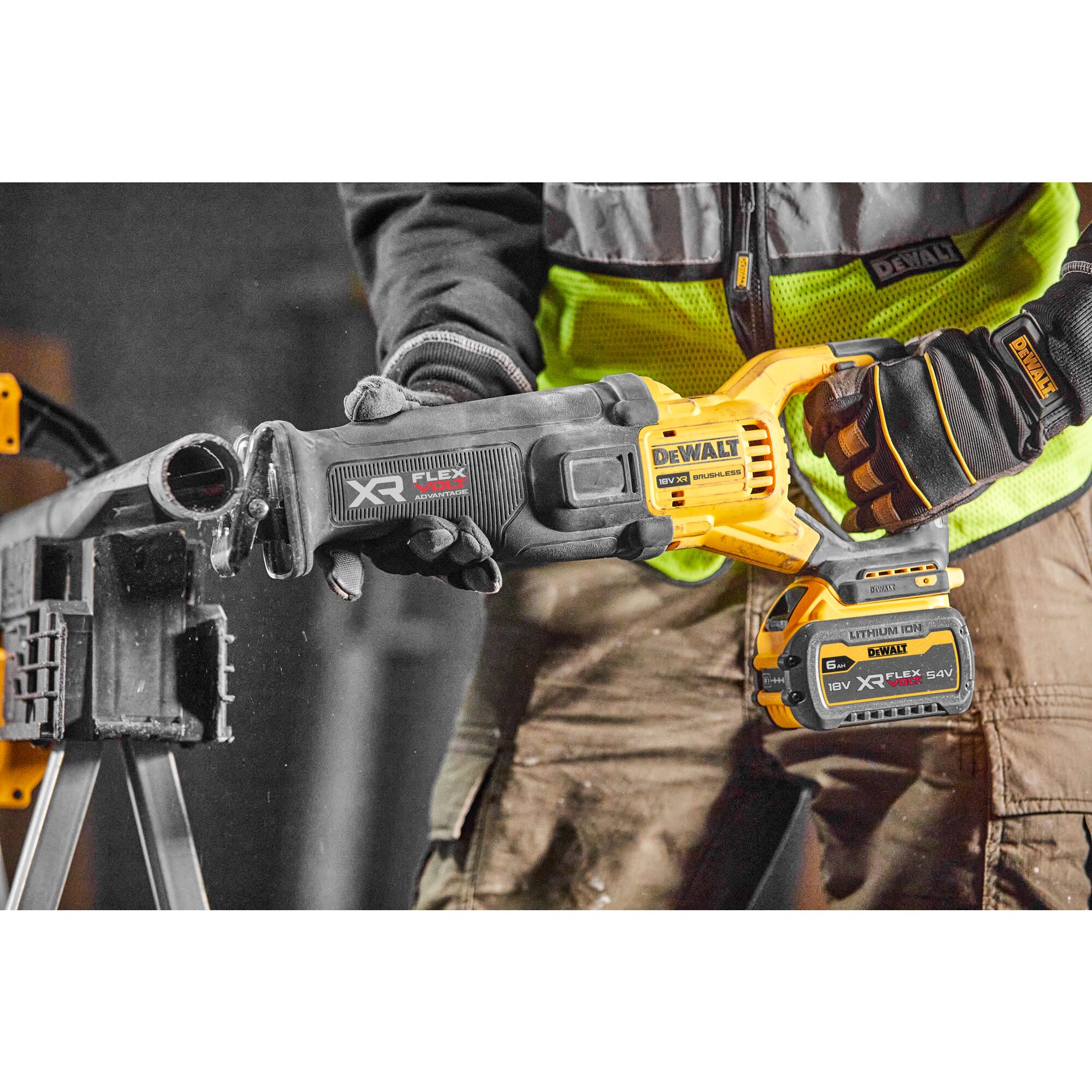 Dewalt mečová pila FLEXVOLT ADVANTAGE DCS386 NT