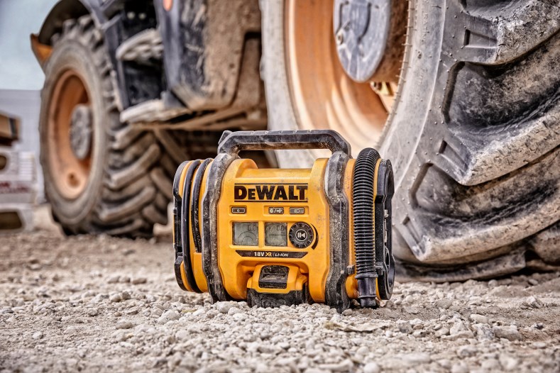 Aku vzduchový kompresor Dewalt DCC018 N