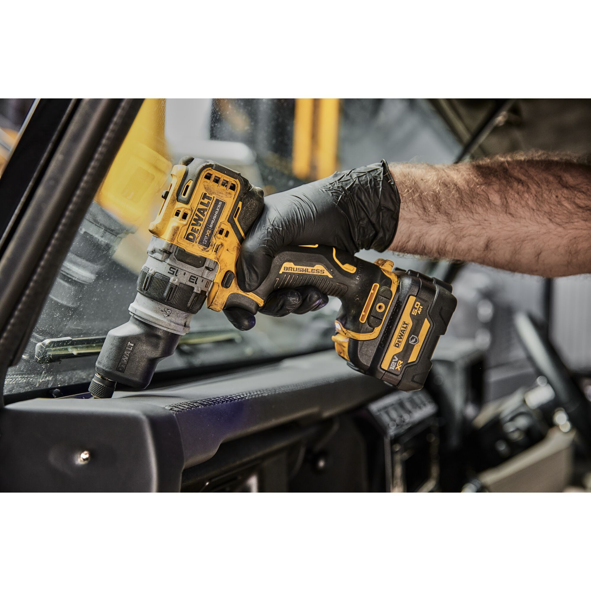 Dewalt aku vrtačka s multi sklíčidlem DCD703 NT