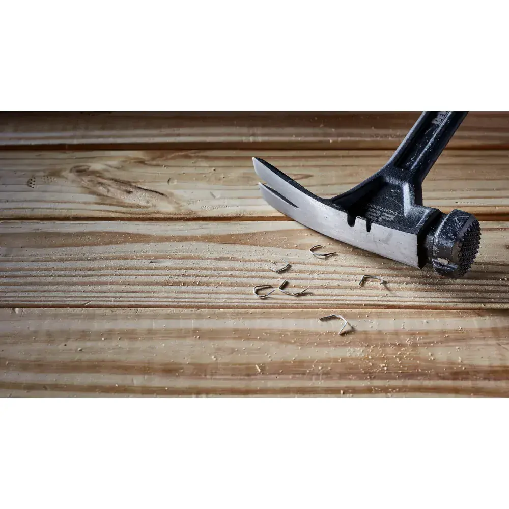 Tesařské kladivo řady XP Dewalt DWHT51005-0