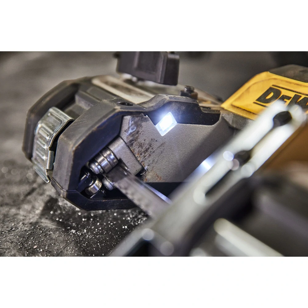 Dewalt pásová pila pro řezání kovů DCS378 N