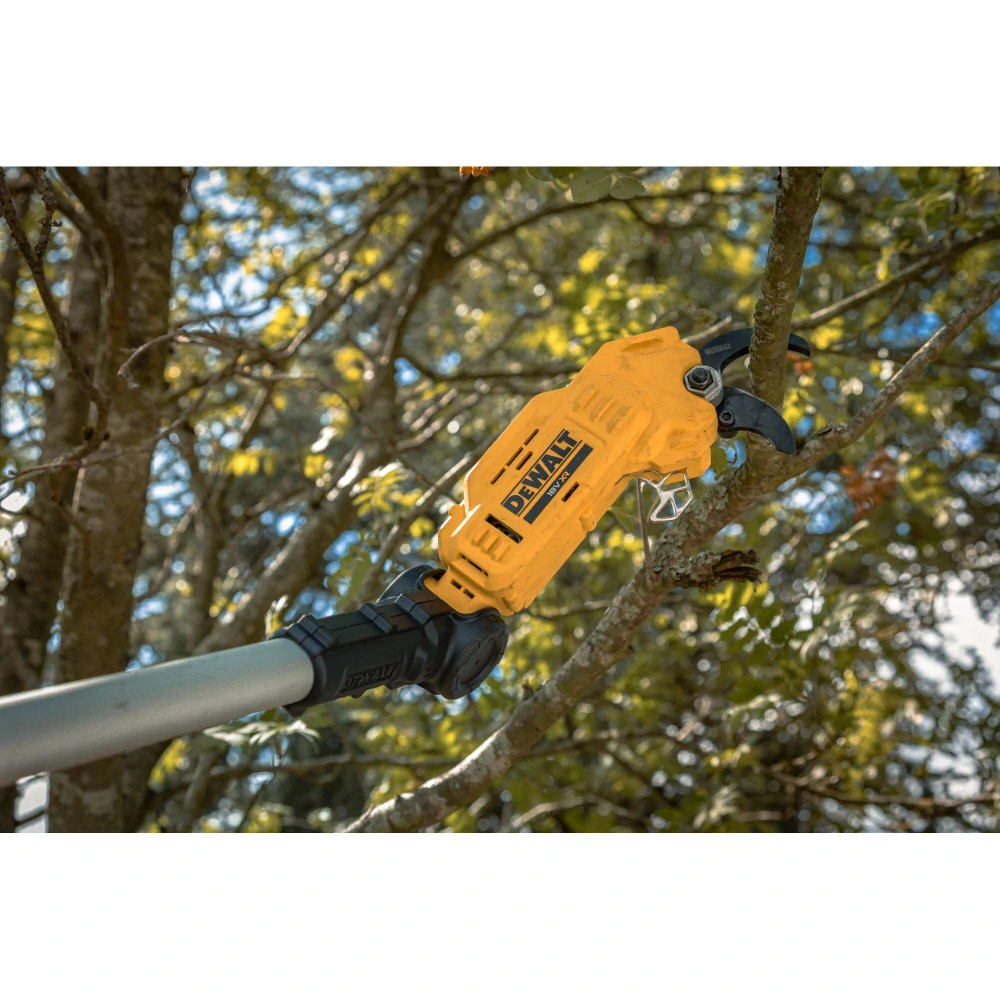 Aku nůžky na větvě s prodlouženou rukojetí Dewalt DCMPP569 N