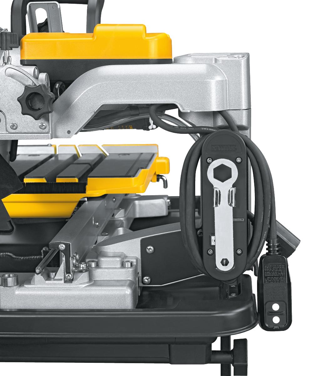Řezačka pro mokré řezání dlažby Dewalt D24000